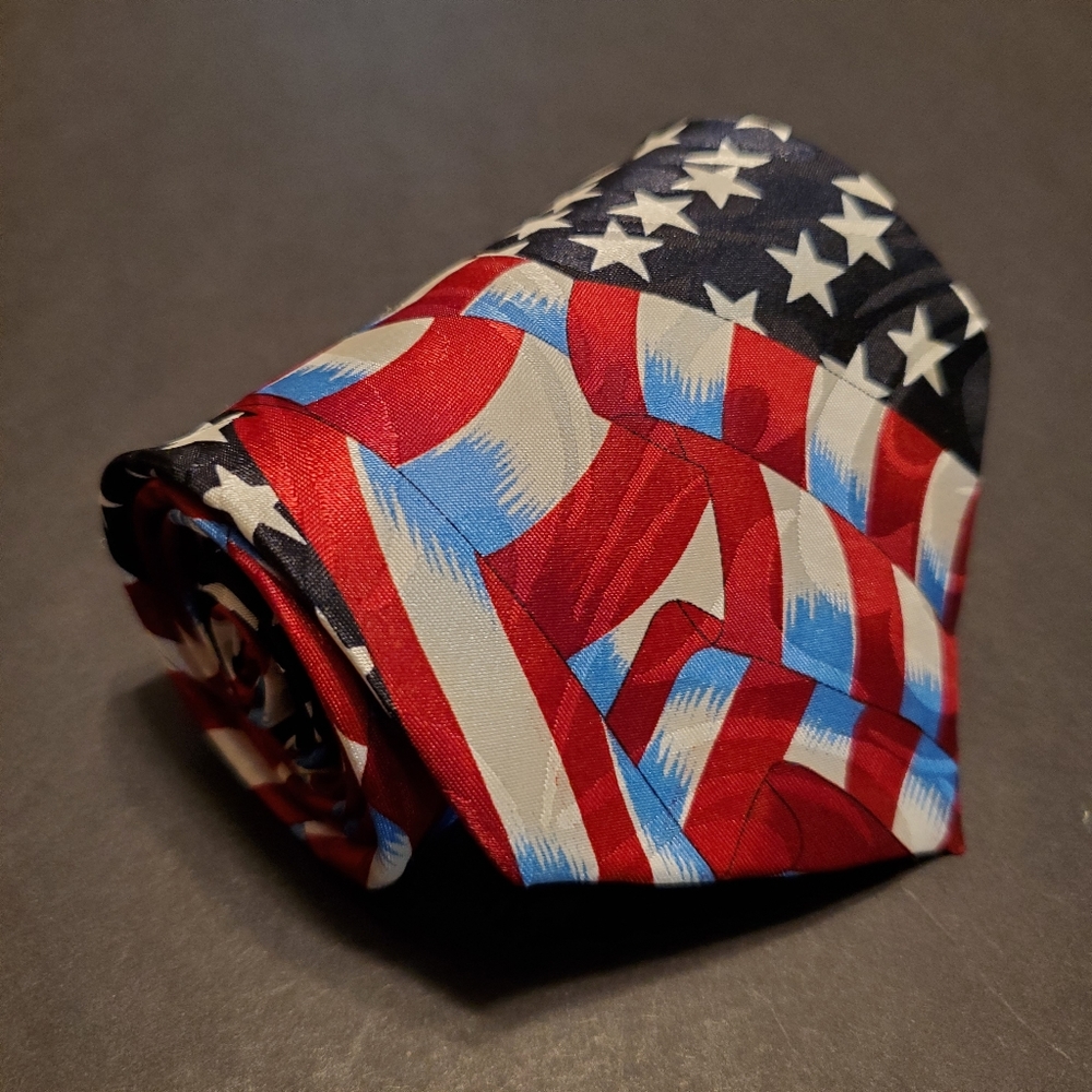 Roberto Cellini Waving American Flag Tie